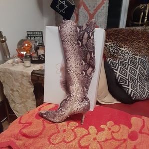 Jessica Simpson Snake Skin